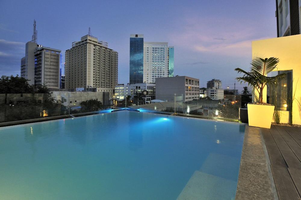 Wellcome Hotel Cebu Exterior photo
