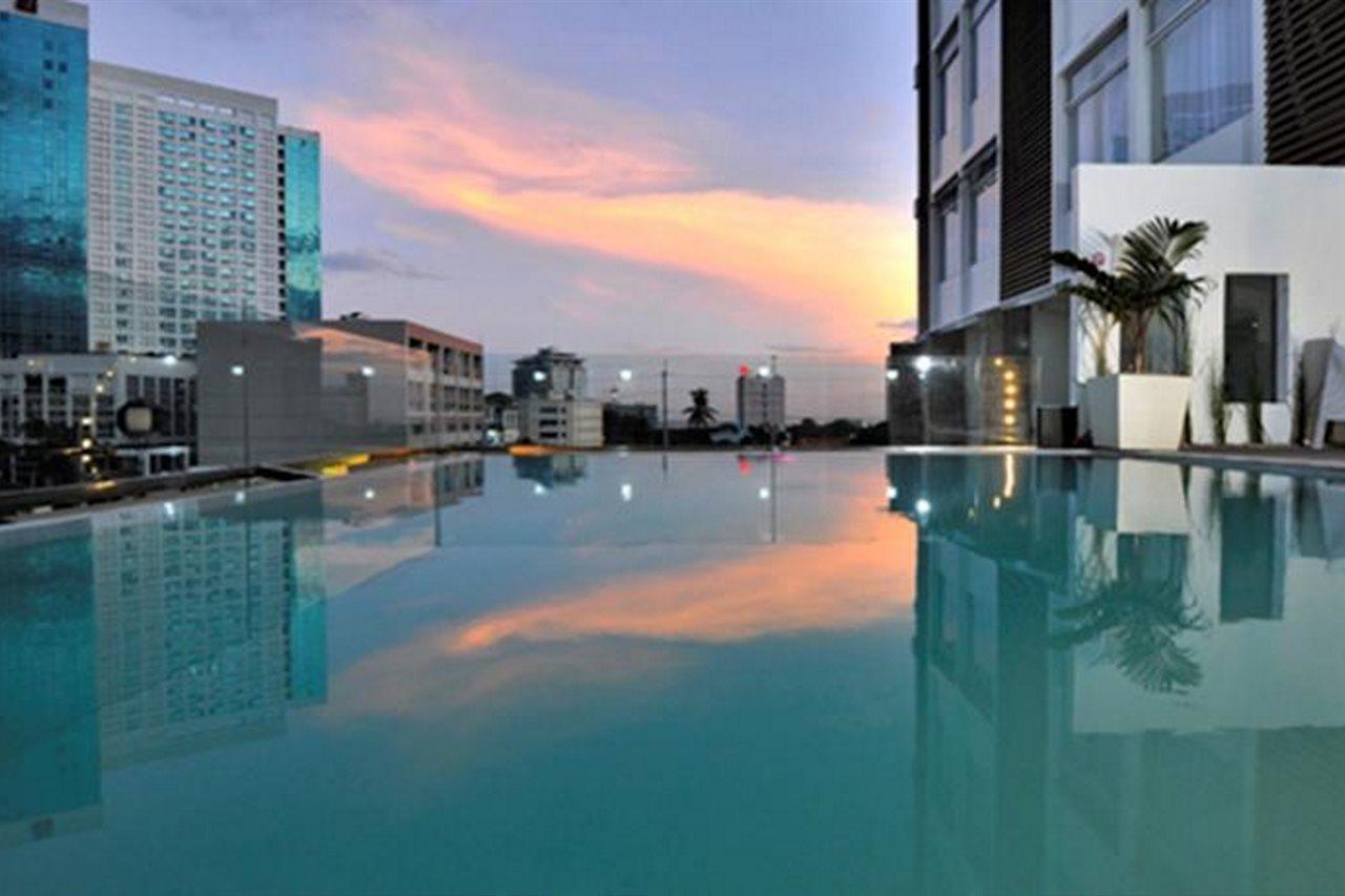 Wellcome Hotel Cebu Exterior photo