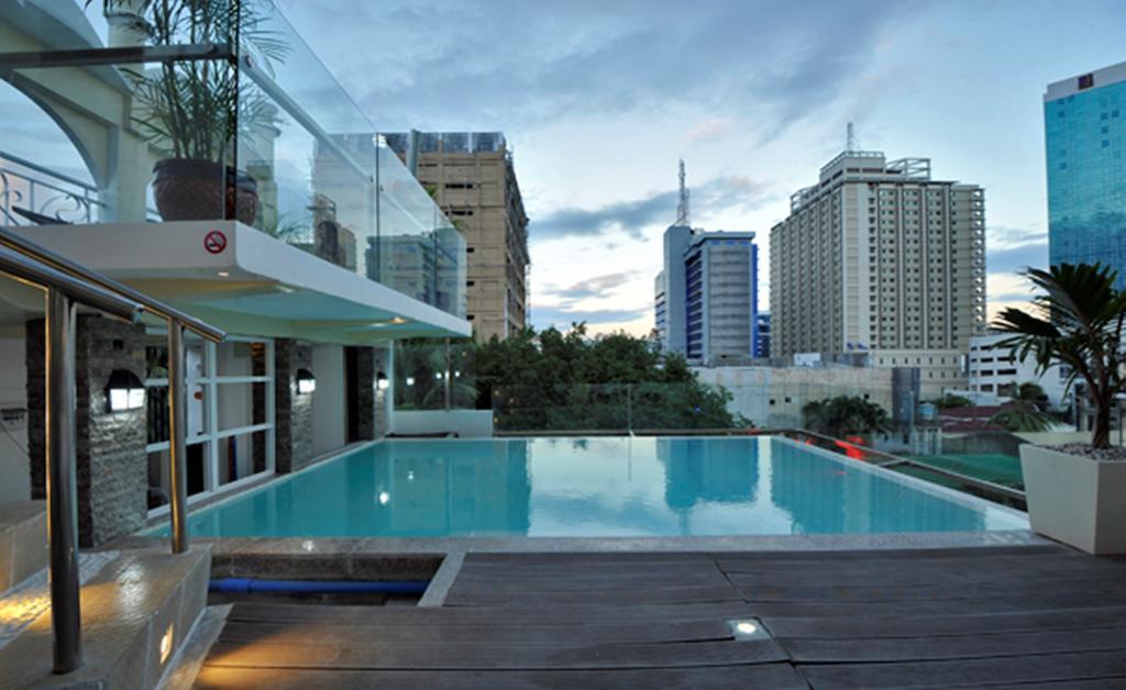 Wellcome Hotel Cebu Exterior photo
