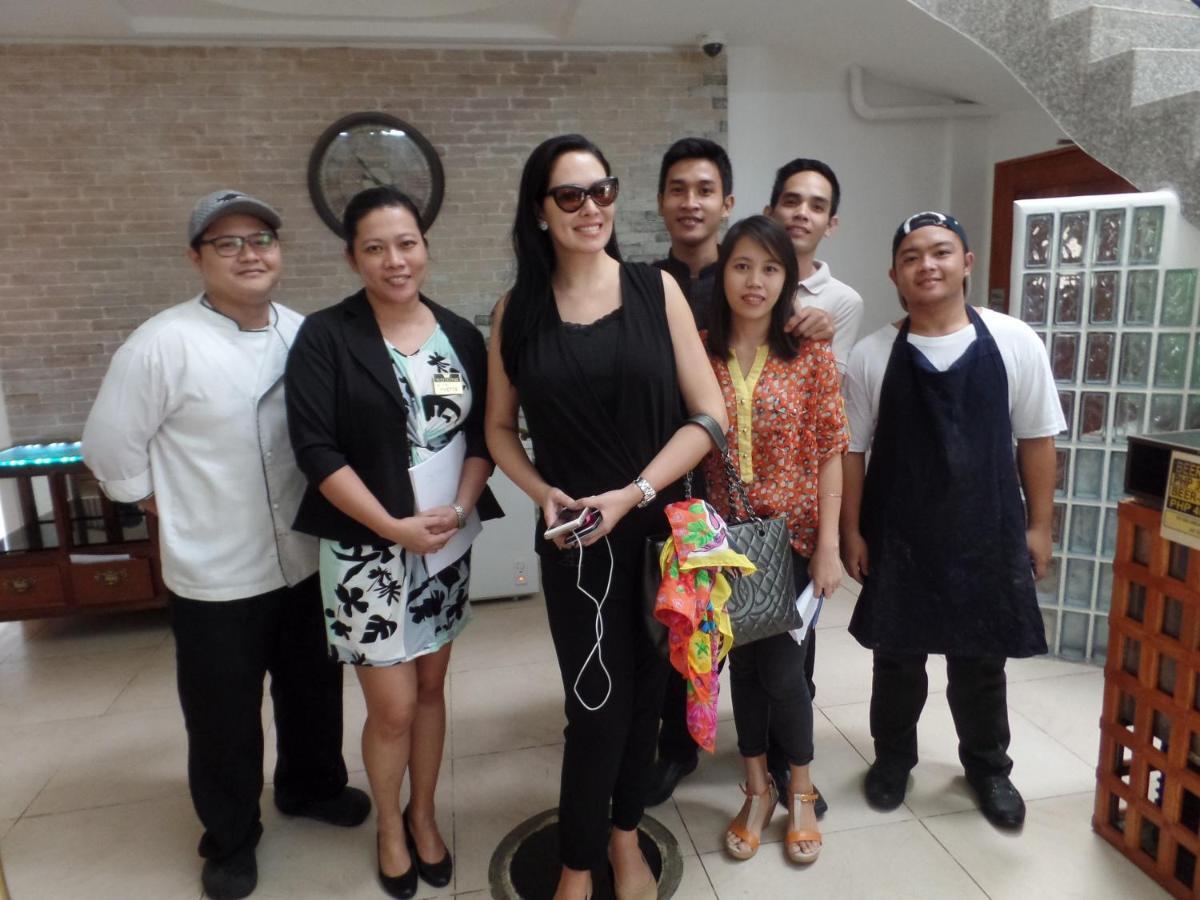 Wellcome Hotel Cebu Exterior photo
